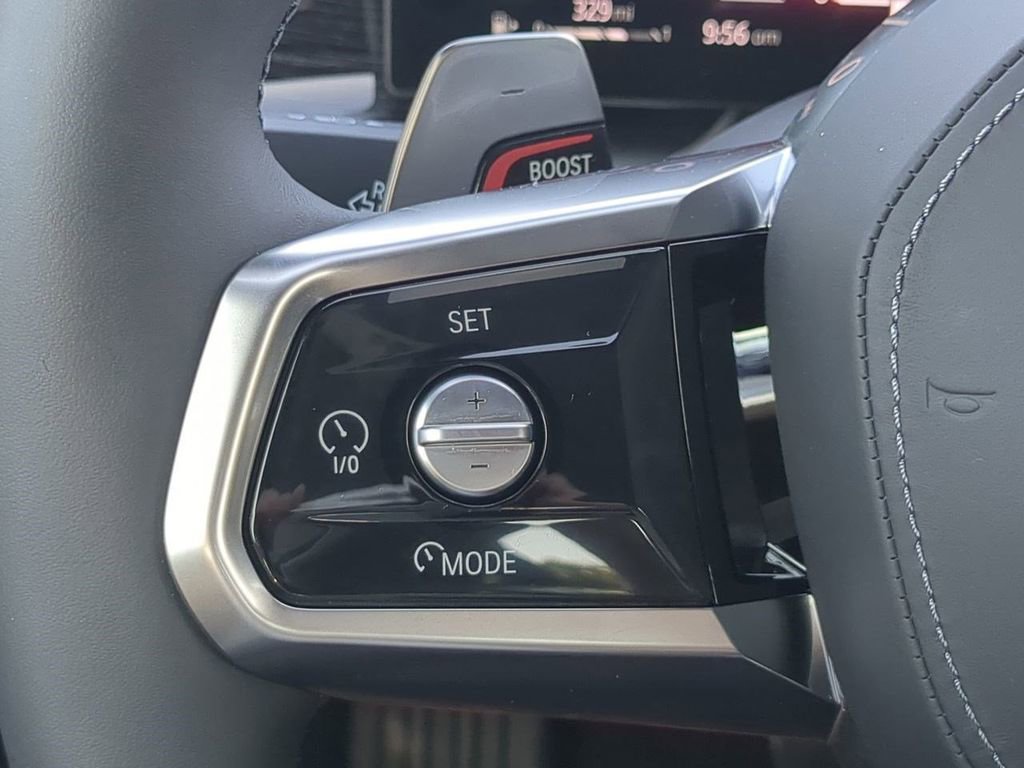 Certified 2026 BMW 740i xDrive image 27