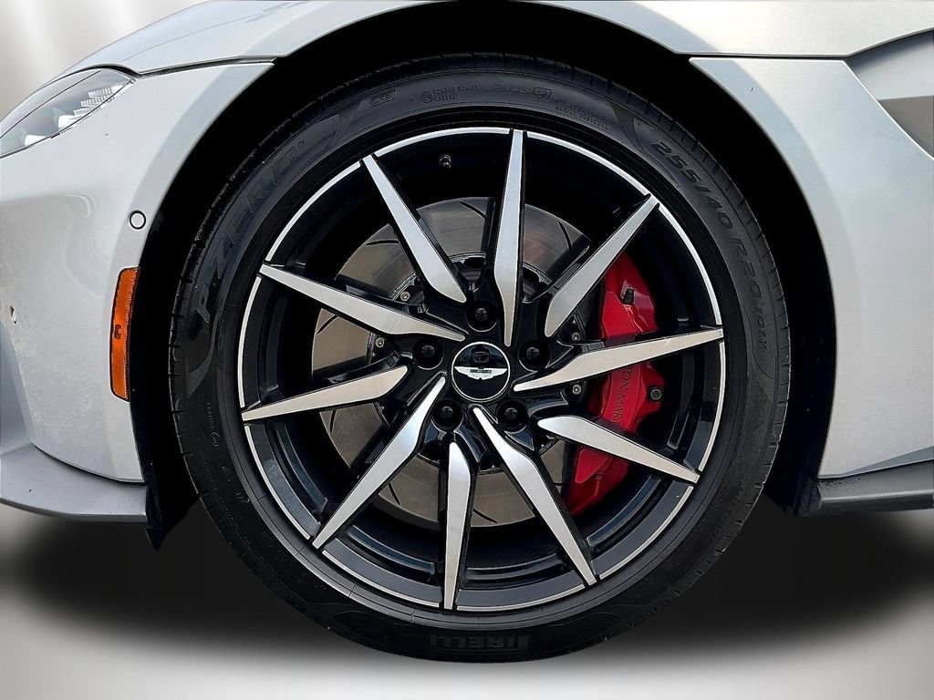 Used 2020 Aston Martin V8 Vantage Coupe RWD image 31