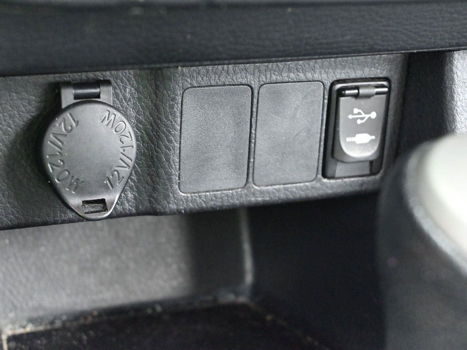 Used 2016 Toyota Corolla LE image 22