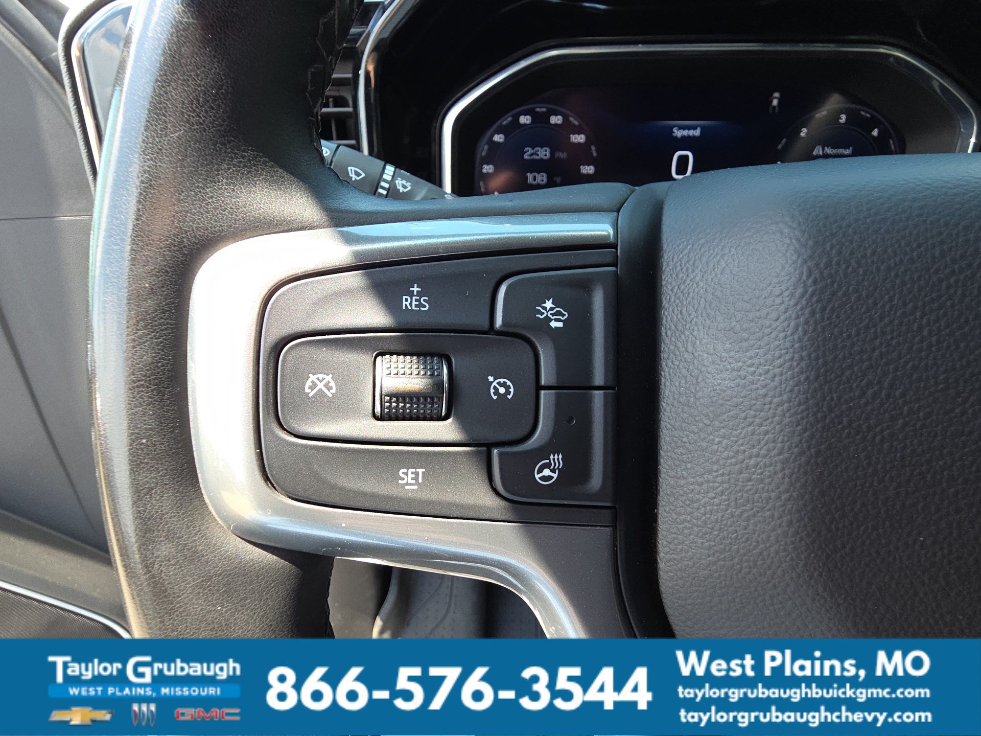 Used 2025 Chevrolet Silverado 3500 LT w/ Convenience Package AWD/4WD image 19