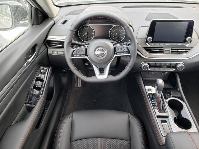 New 2025 Nissan Altima 2.5 SR image 15