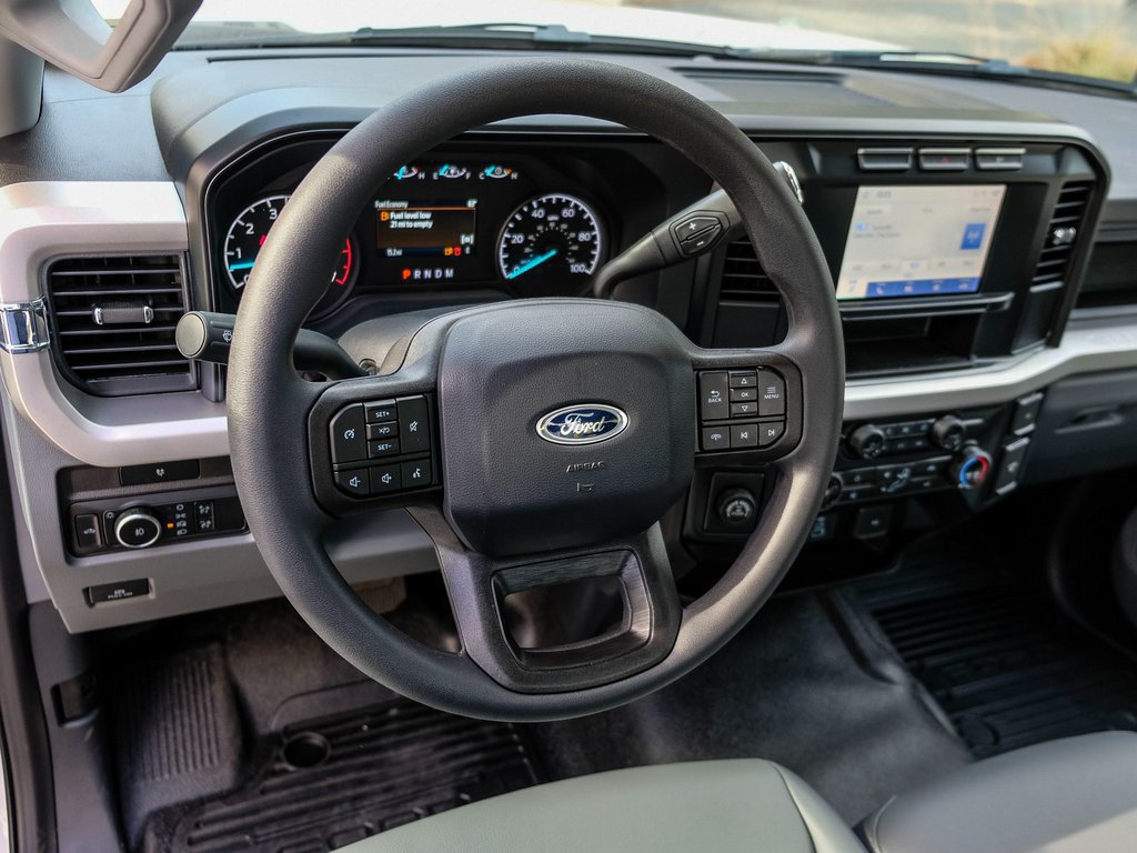 New 2024 Ford F250 XL w/ XL Chrome Package RWD image 17