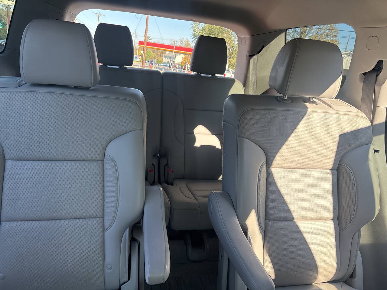 Used 2020 GMC Acadia SLT AWD/4WD image 19
