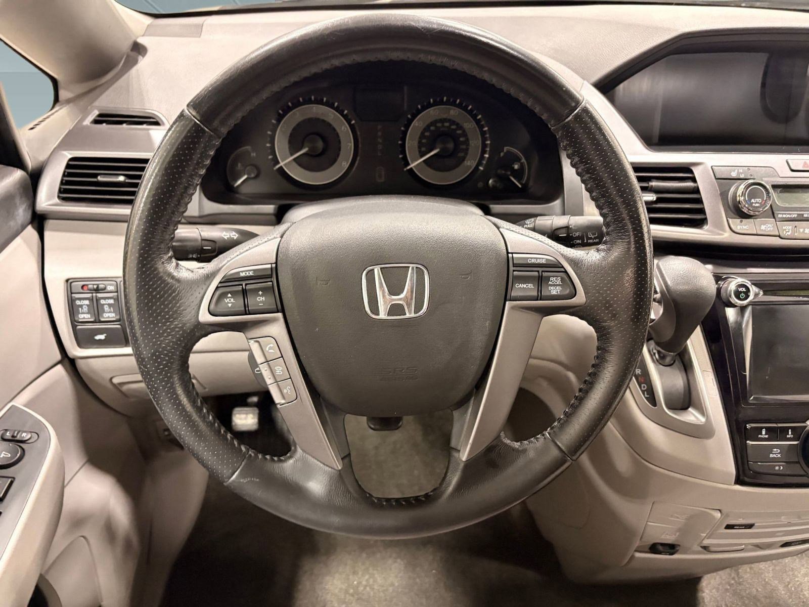 Used 2014 Honda Odyssey EX-L image 18