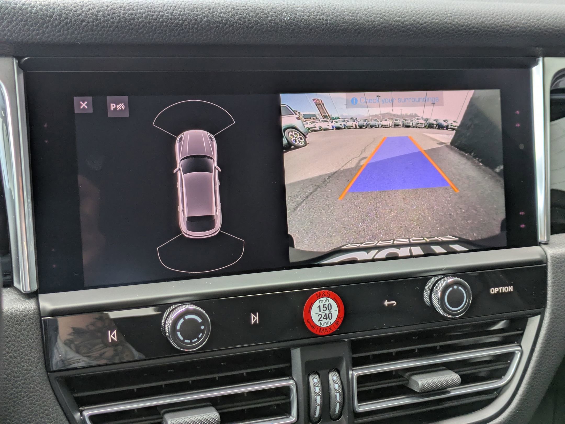 Certified 2025 Porsche Macan image 19