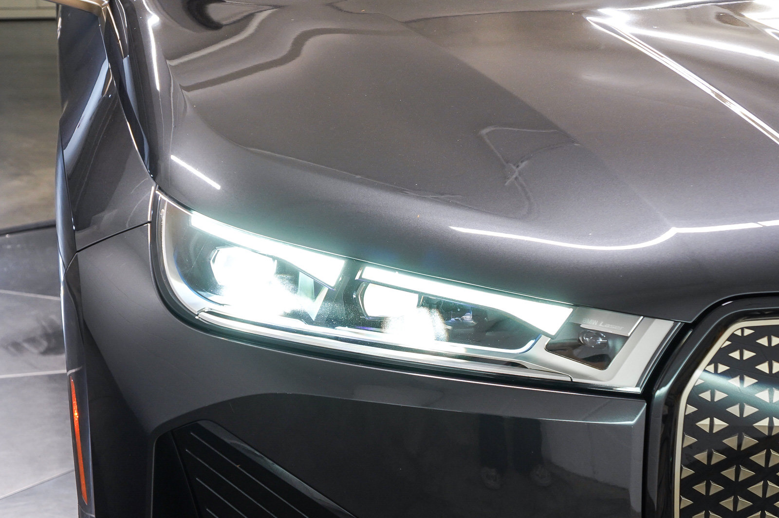 Used 2024 BMW iX M60 AWD/4WD image 8