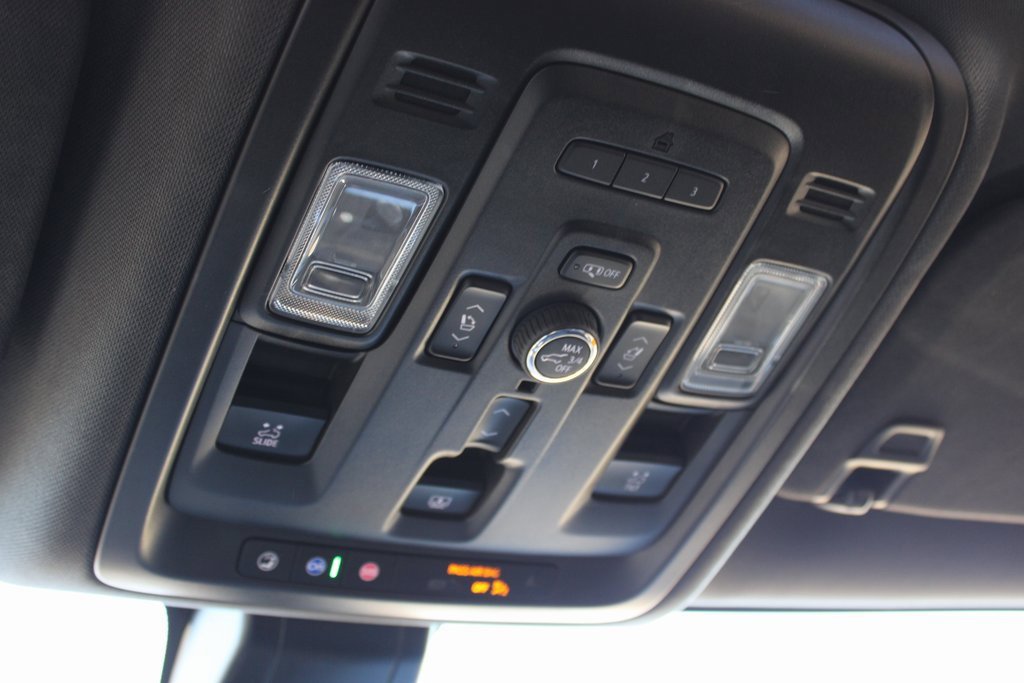 Used 2021 Chevrolet Tahoe Premier image 34