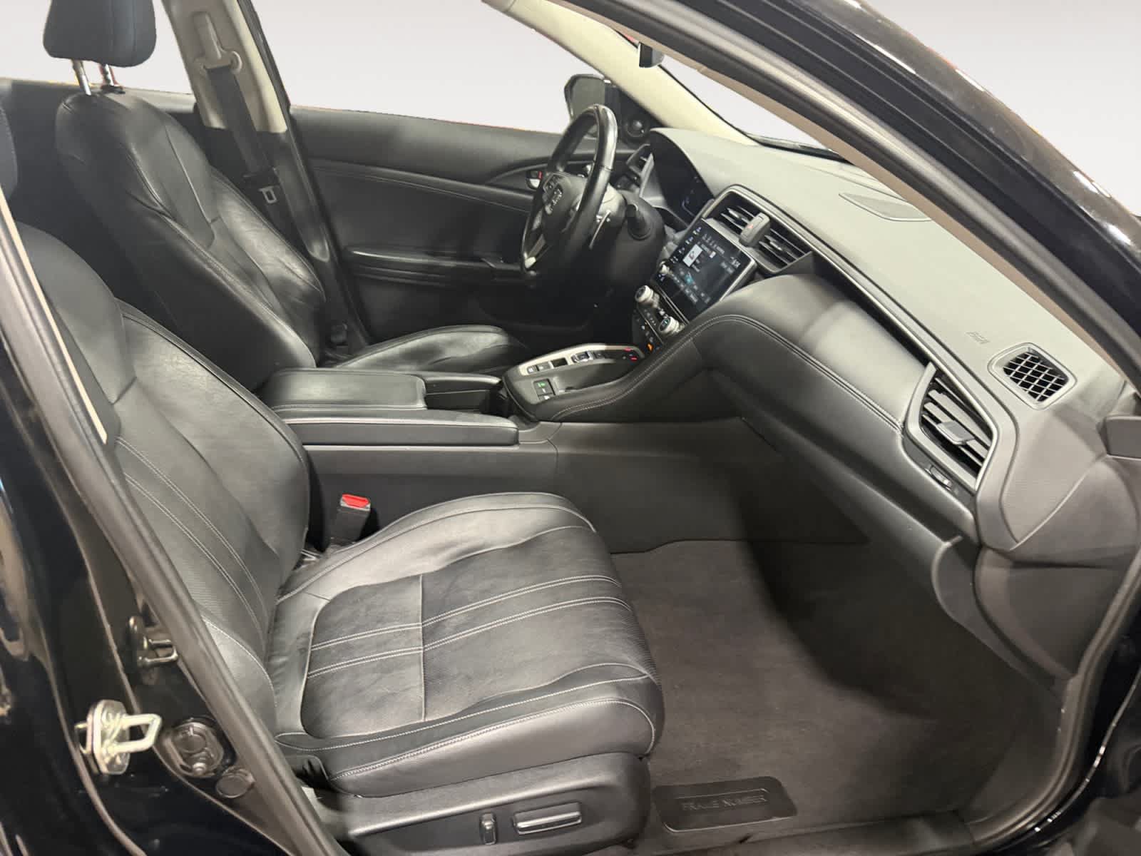 Used 2019 Honda Insight Touring image 15