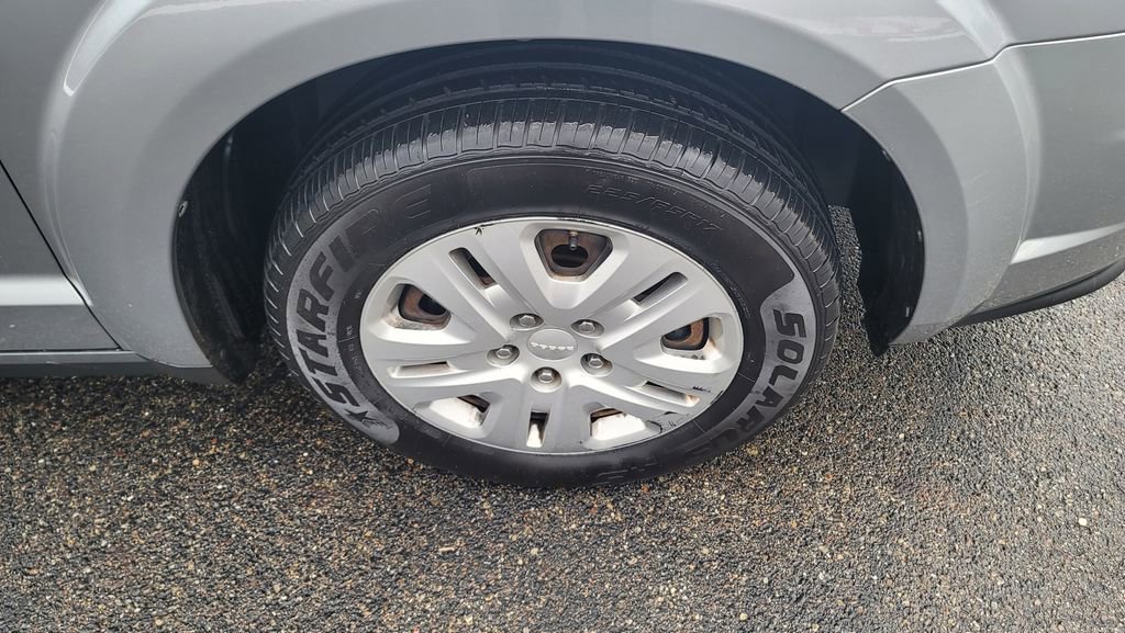 Used 2016 Dodge Journey SE w/ Flexible Seating Group image 15