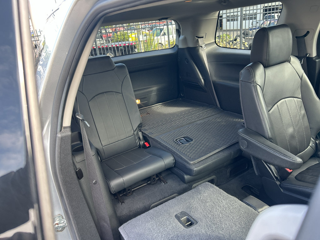 Used 2016 GMC Acadia Denali AWD/4WD image 34