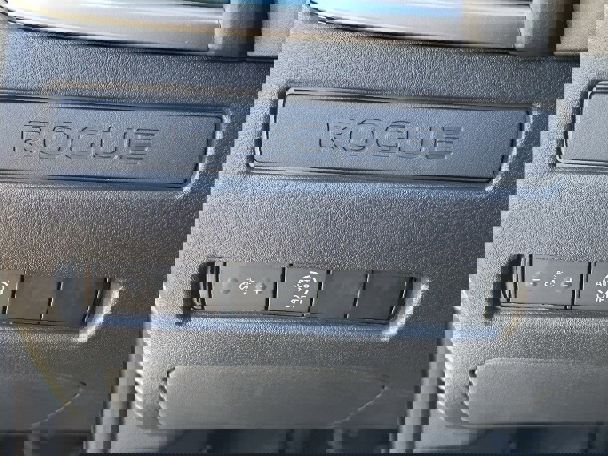 New 2026 Nissan Rogue S image 34