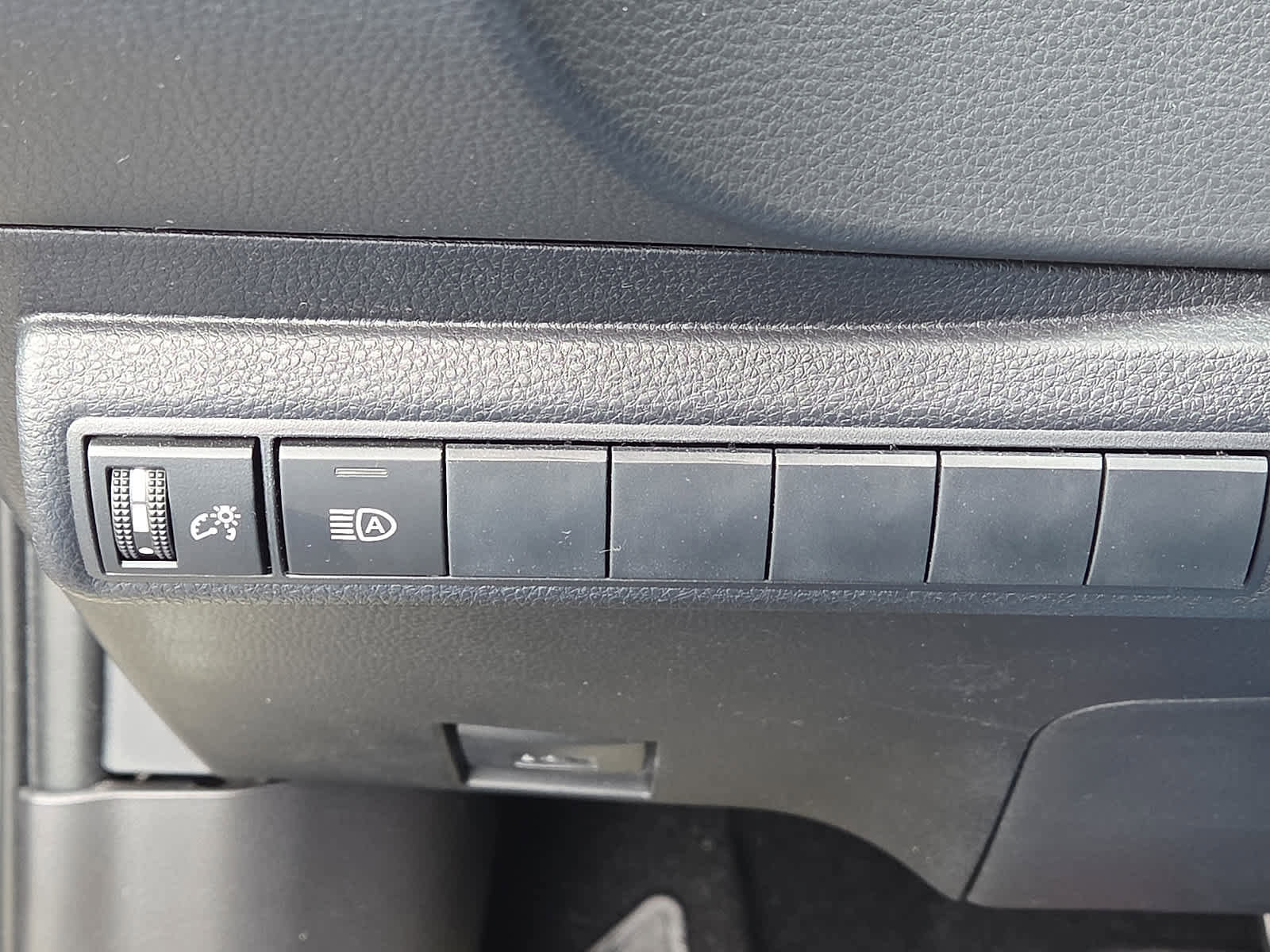 Used 2025 Toyota Corolla XSE image 26