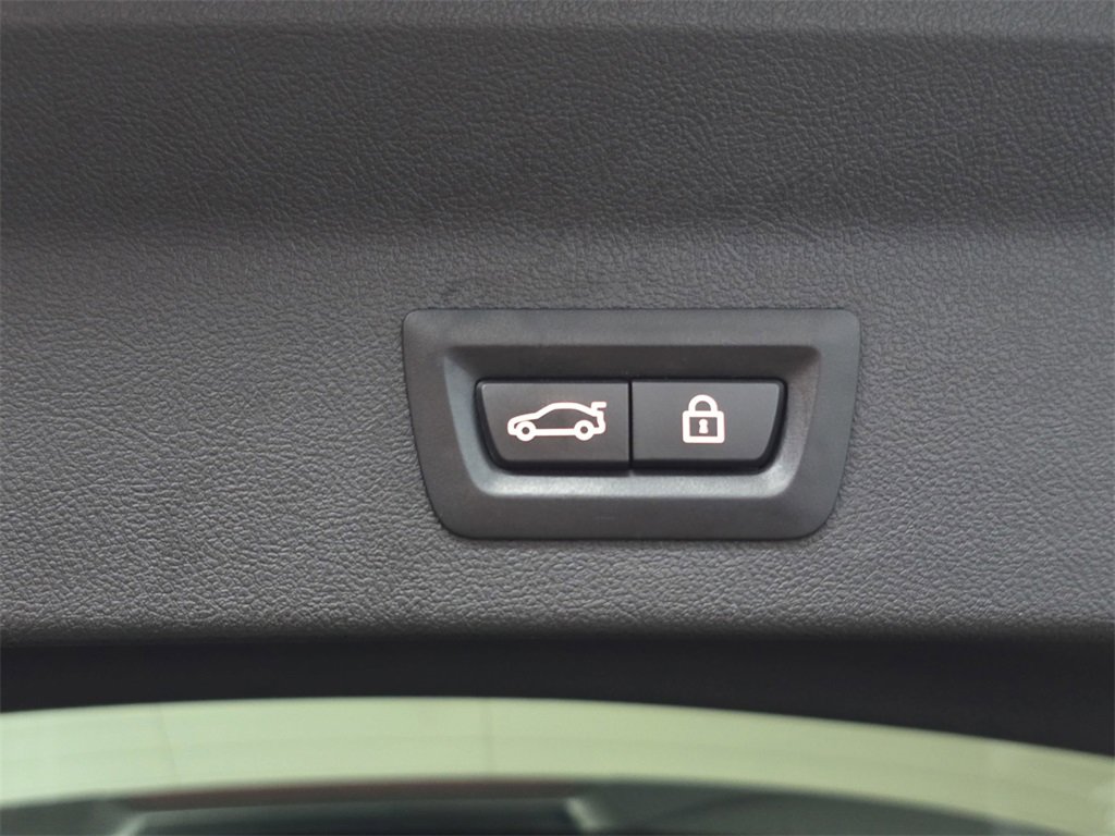 Used 2018 BMW X3 xDrive30i image 16