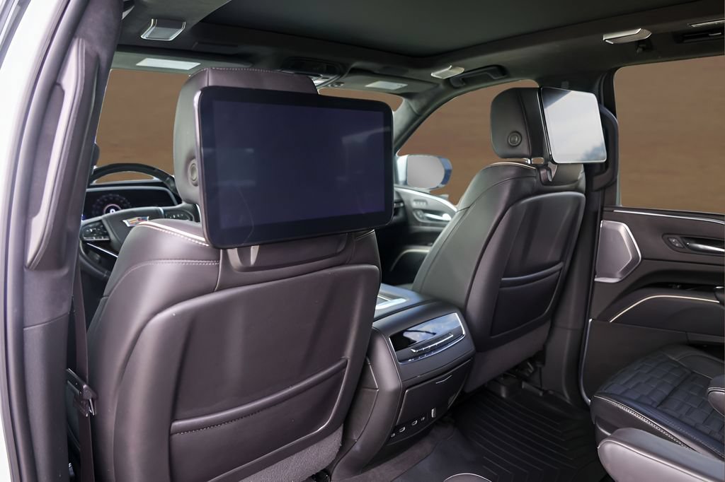 Used 2022 Cadillac Escalade Sport Platinum AWD/4WD image 28