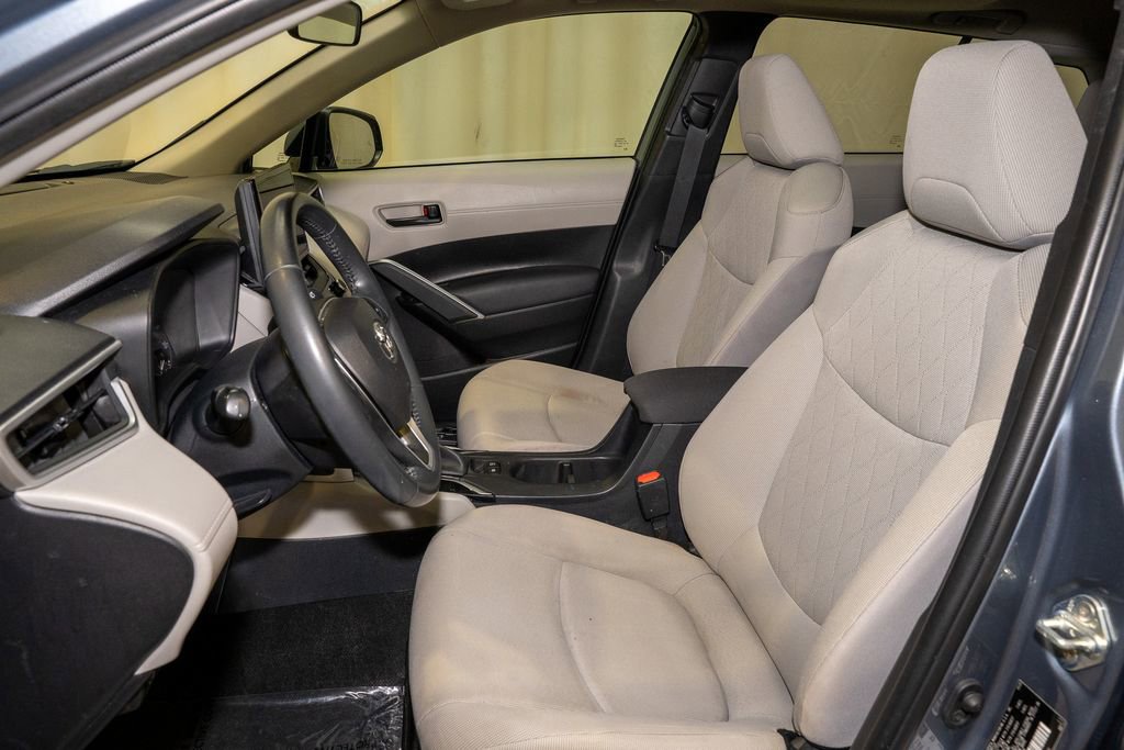 Used 2023 Toyota Corolla Cross LE image 10
