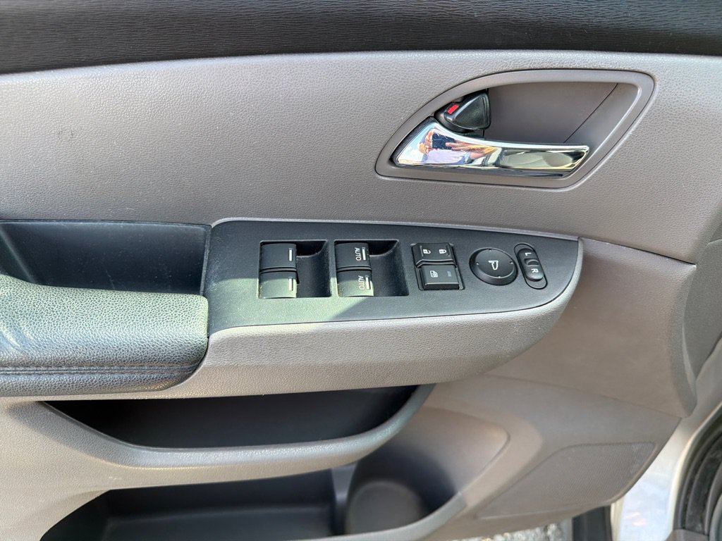 Used 2016 Honda Odyssey SE image 12