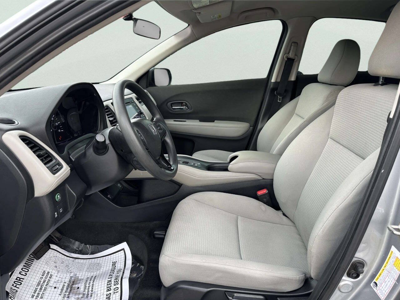 Used 2019 Honda HR-V LX image 30