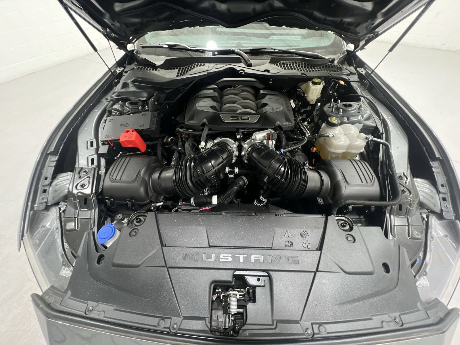 Used 2024 Ford Mustang GT Premium RWD image 24