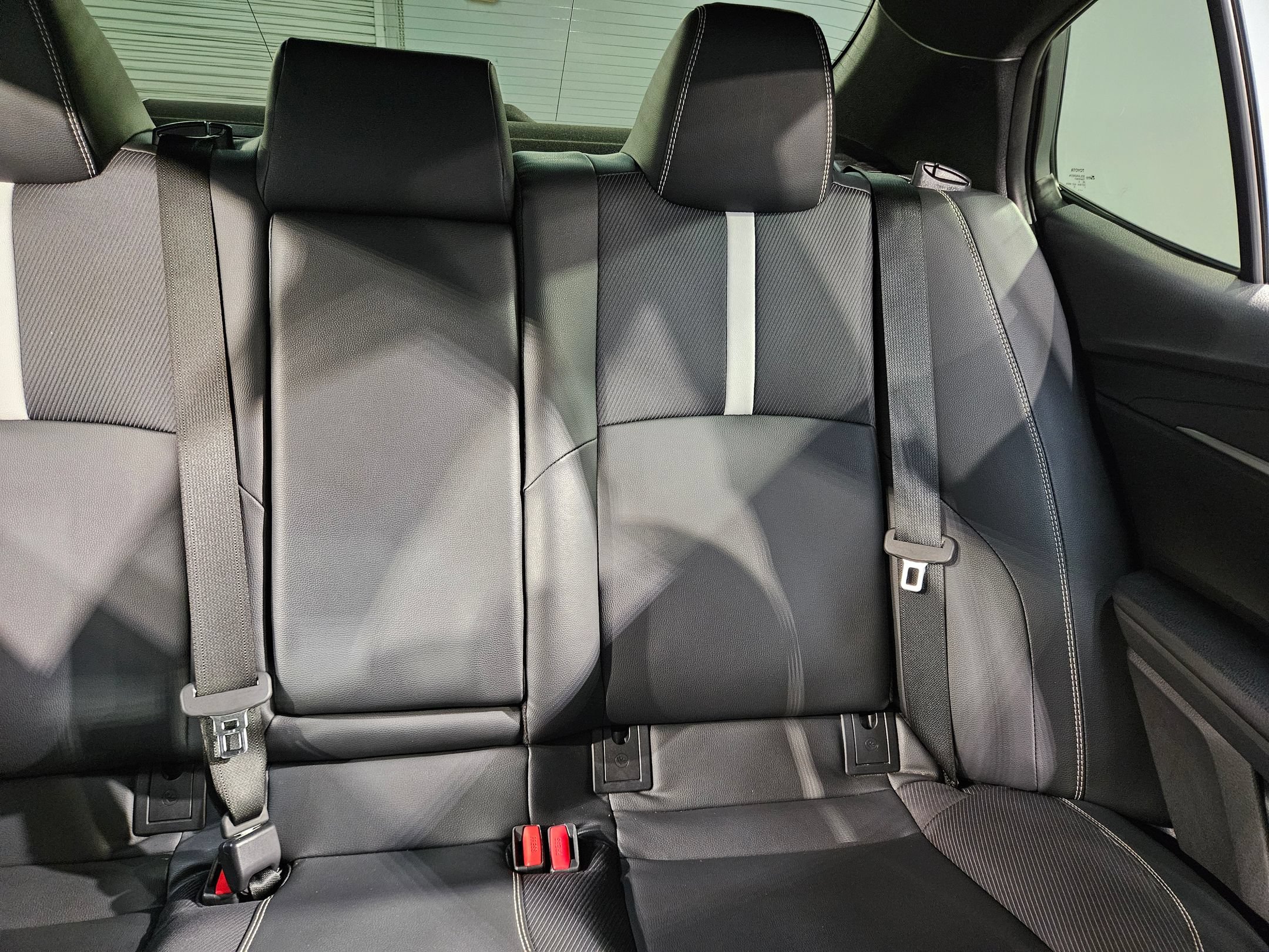 Used 2025 Toyota Camry SE FWD image 14