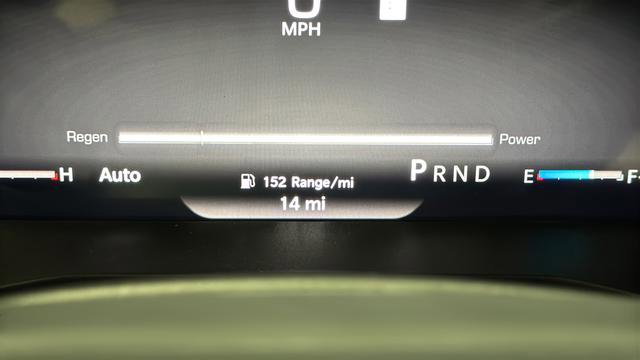 New 2026 Jeep Cherokee Overland w/ Trailer Tow Group image 10