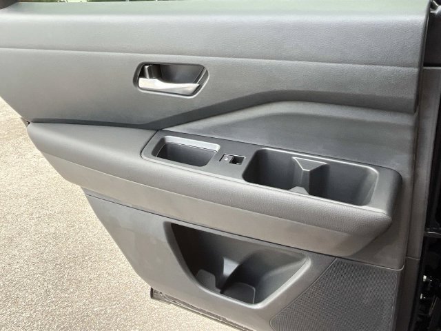 New 2026 Nissan Pathfinder SL AWD/4WD image 19
