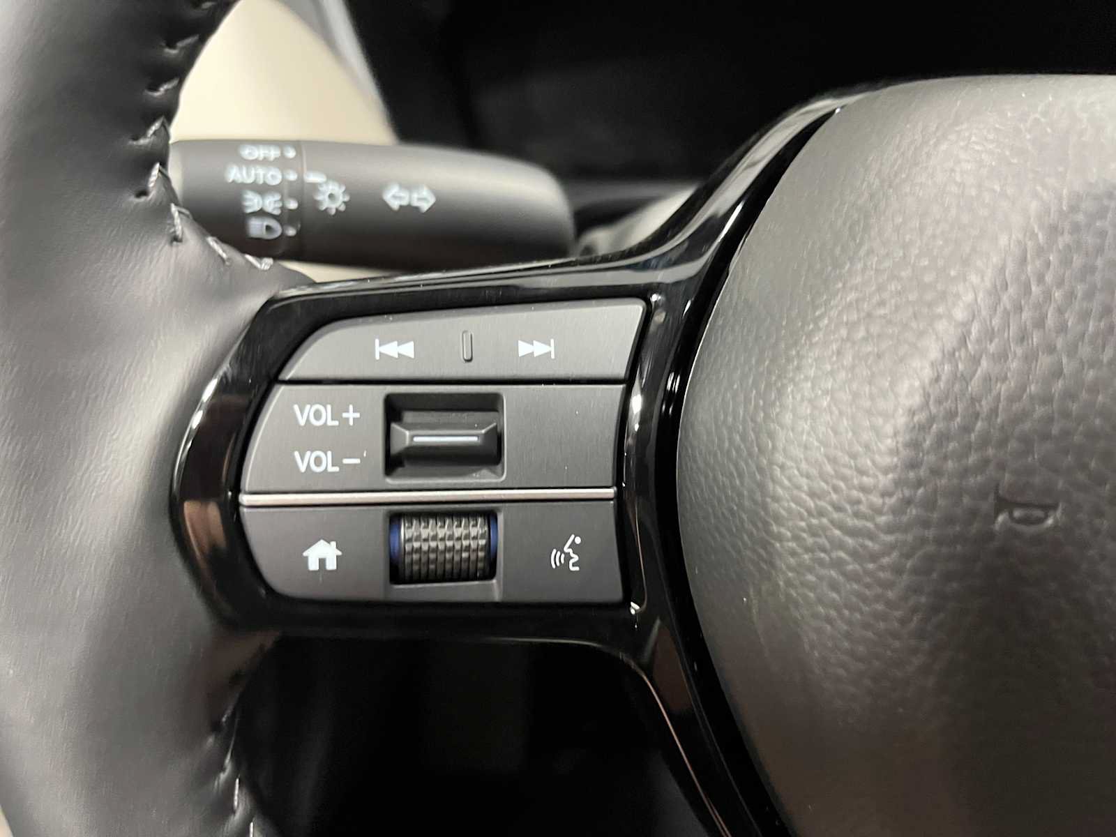 New 2027 Honda HR-V EX-L image 17