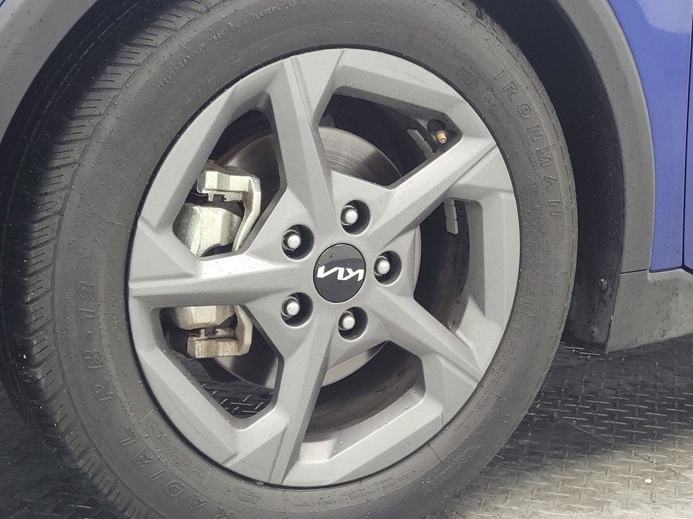 Used 2025 Kia K4 FWD image 31