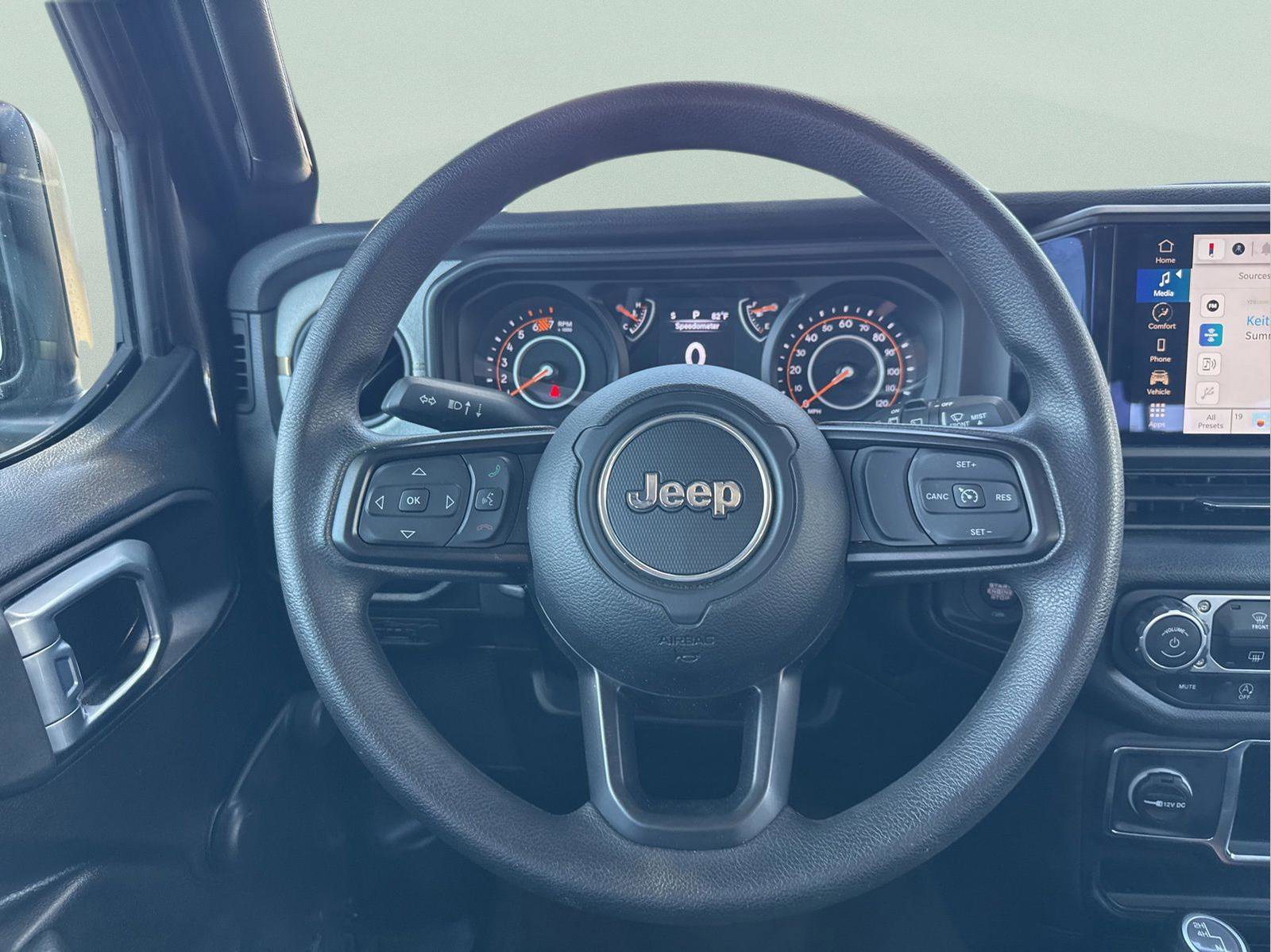 Used 2024 Jeep Wrangler Unlimited Sport AWD/4WD image 21