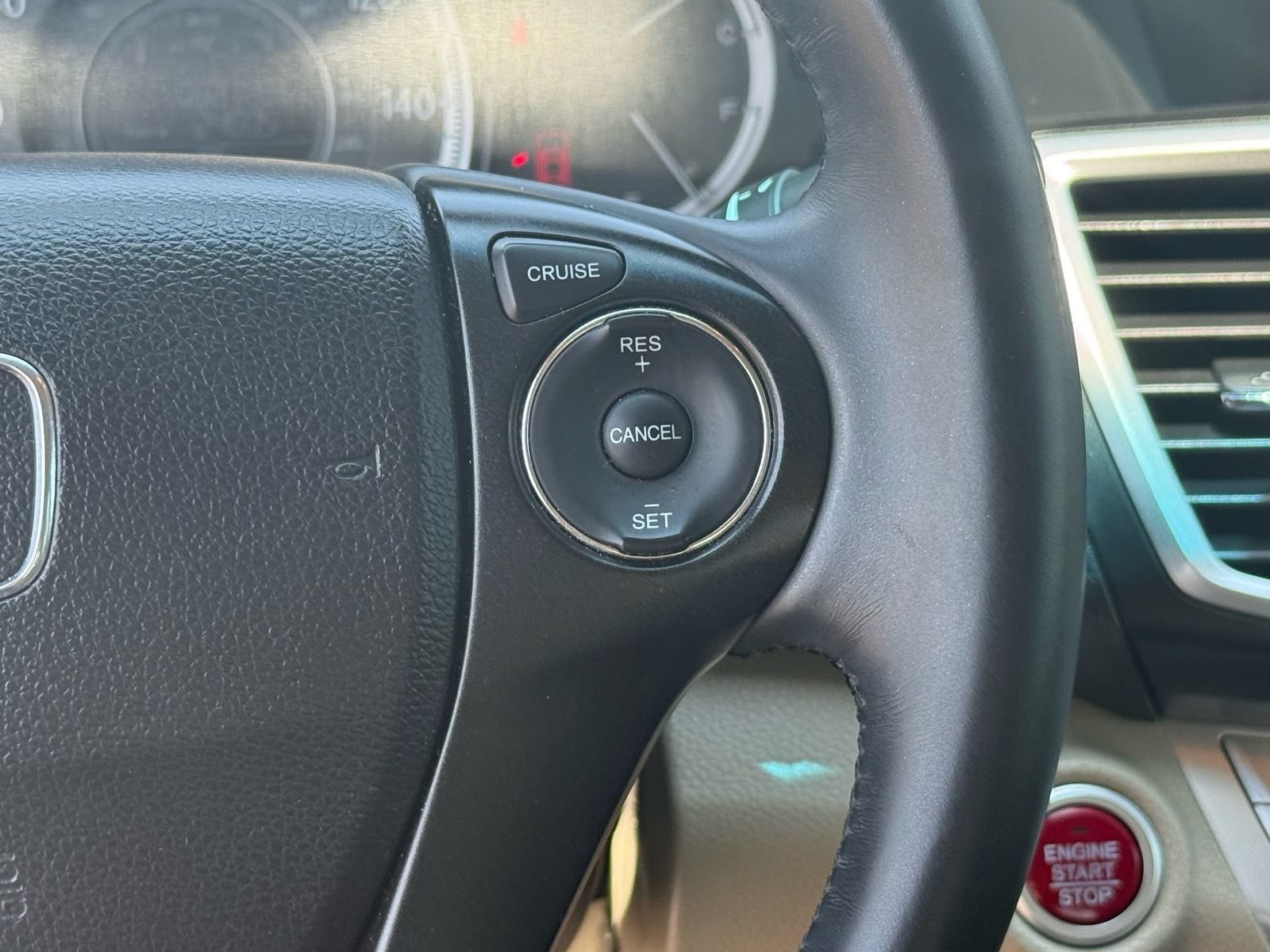 Used 2015 Honda Accord EX-L image 16