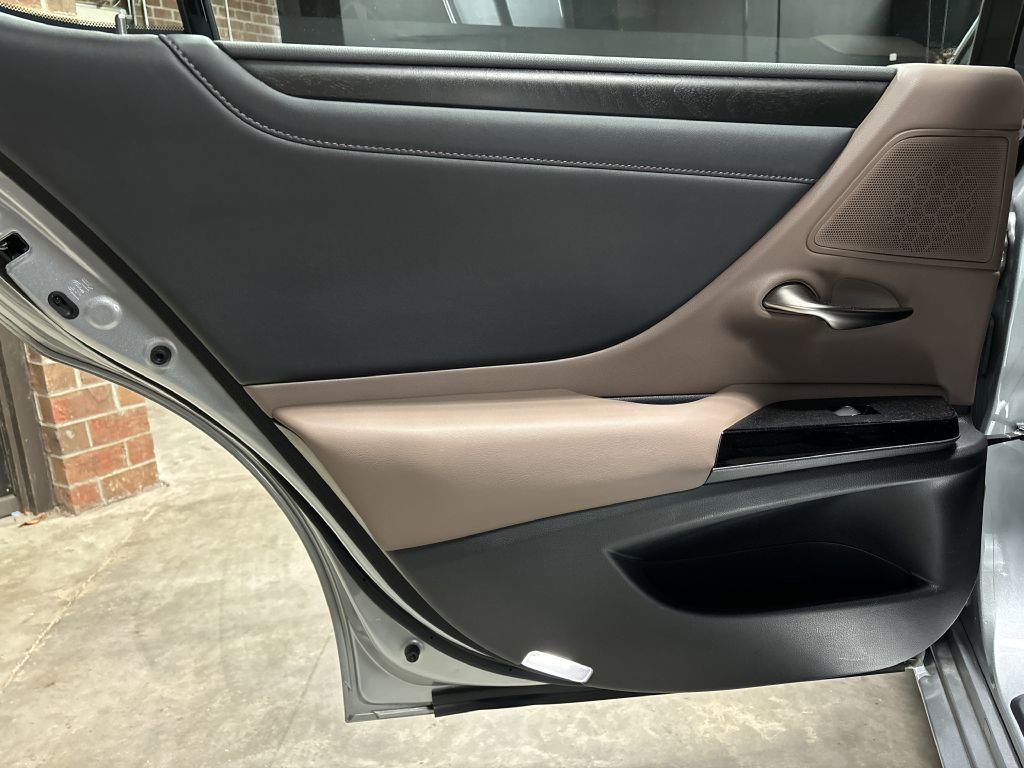 Used 2022 Lexus ES 300h w/ Premium Package FWD image 49