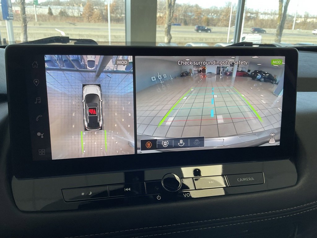 Used 2024 Nissan Rogue SL image 17