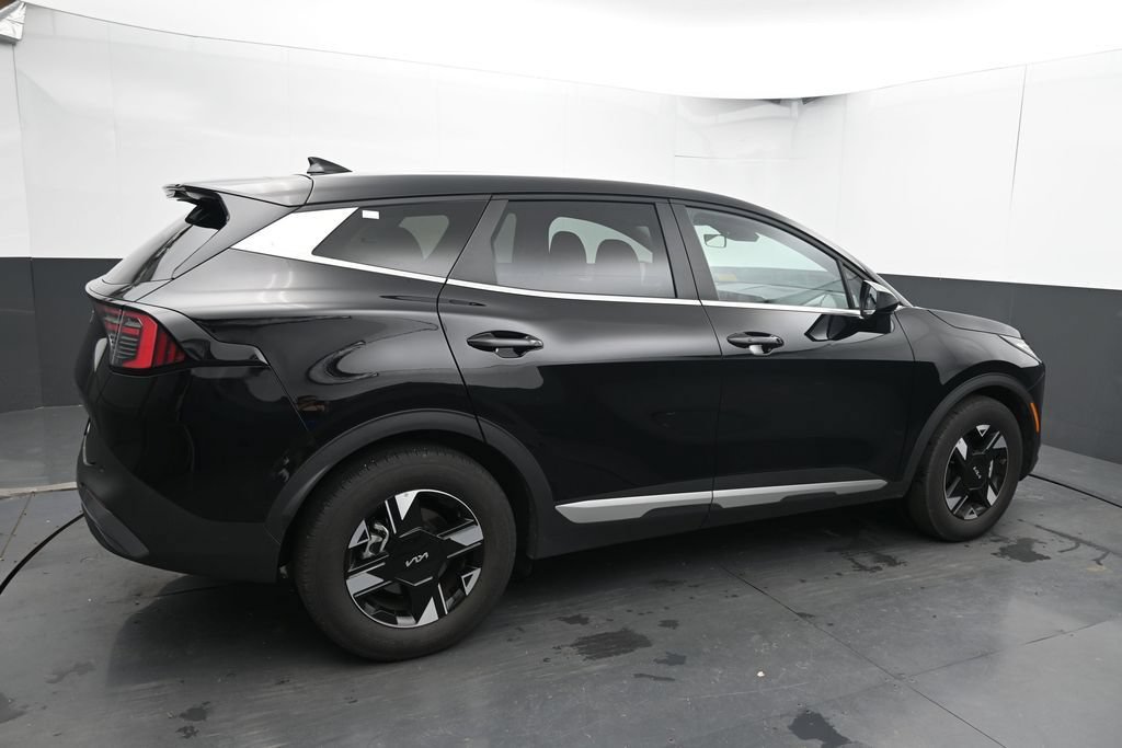 Used 2026 Kia Sportage LX FWD image 12