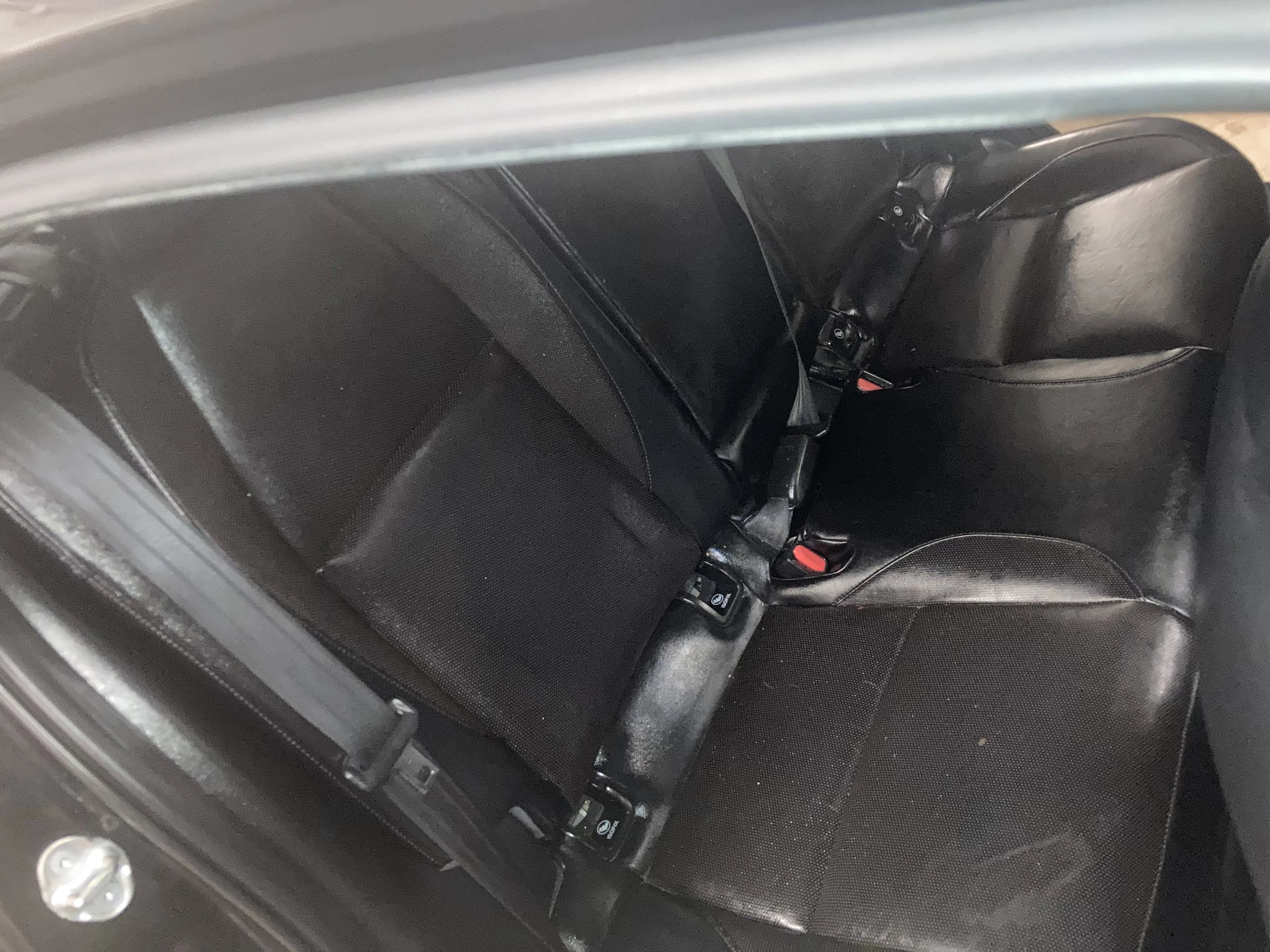 Used 2019 MAZDA MAZDA3 Hatchback w/ Premium Package FWD image 40