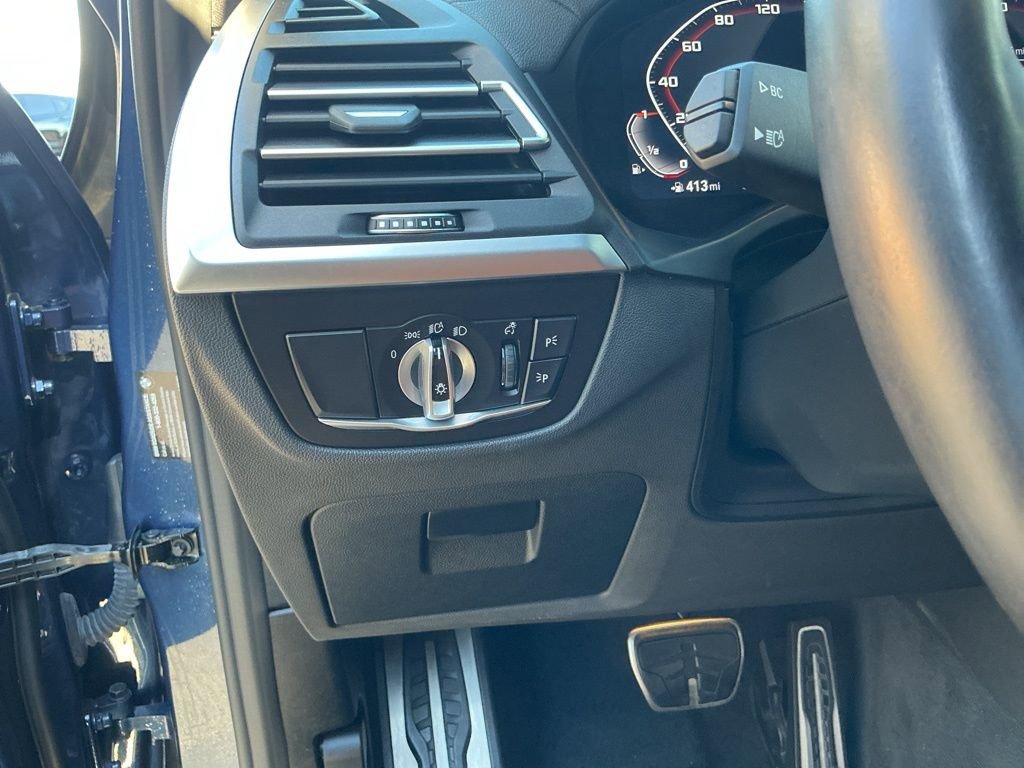 Used 2023 BMW X3 M40i w/ Premium Package image 11