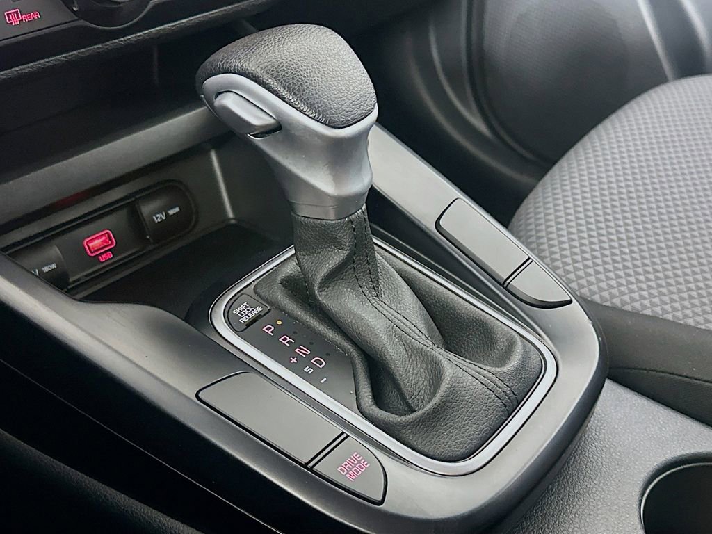Certified 2022 Kia Soul LX FWD image 23
