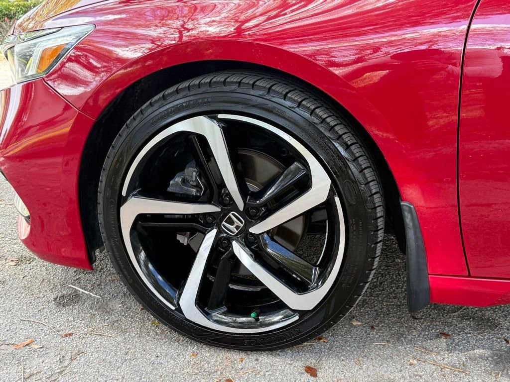 Used 2018 Honda Accord Sport image 25
