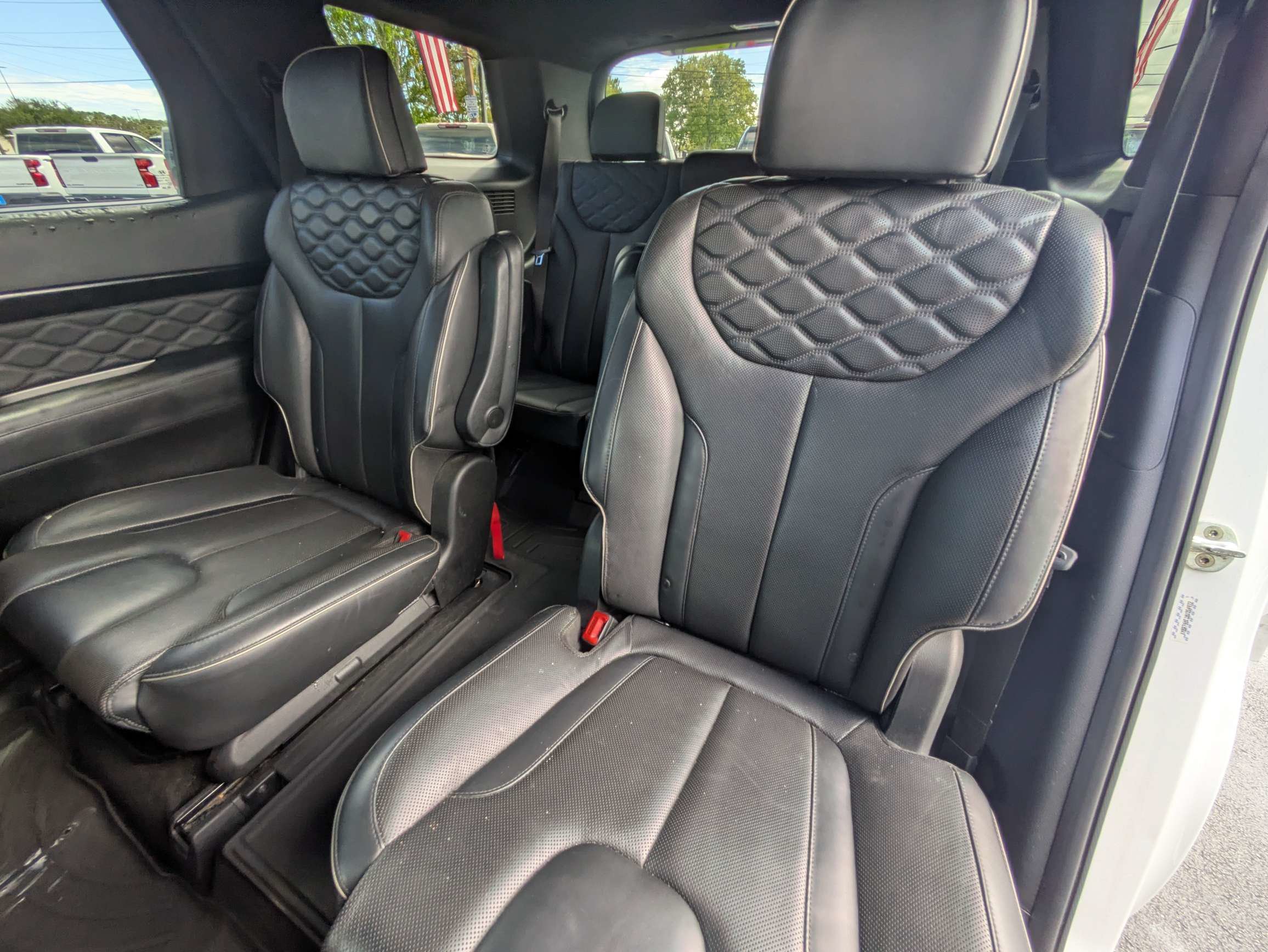 Used 2022 Hyundai Palisade Calligraphy w/ Cargo Package FWD image 10