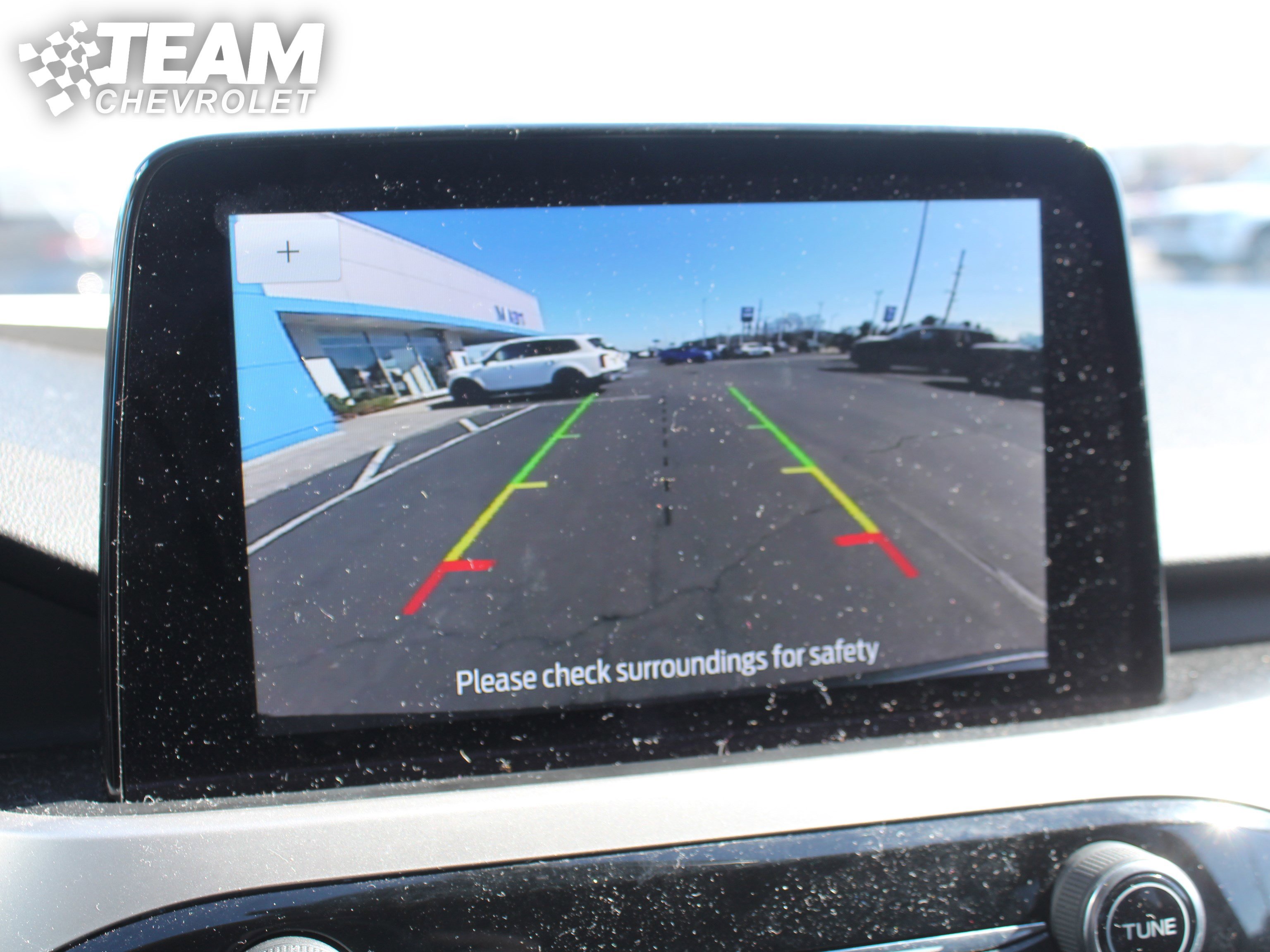 Used 2020 Ford Escape SE image 17