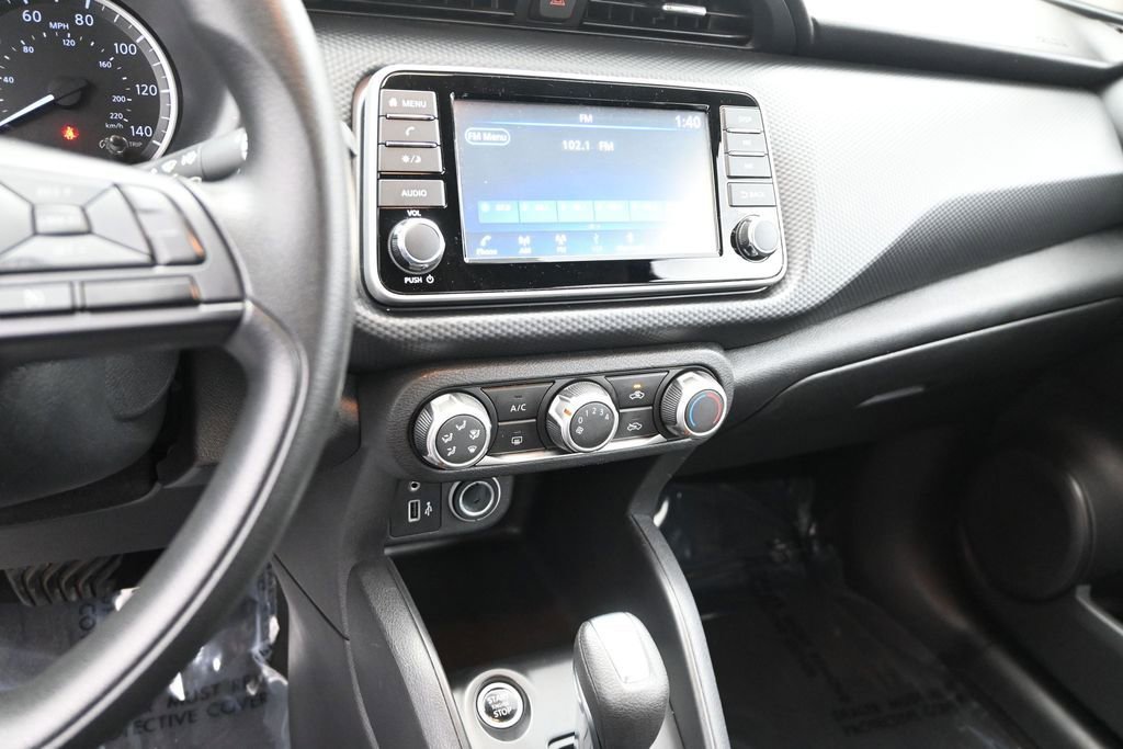 Used 2023 Nissan Kicks S FWD image 19