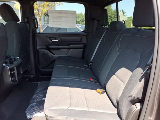 New 2026 RAM 1500 Express AWD/4WD image 14