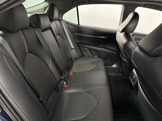 Used 2019 Toyota Camry XSE image 41