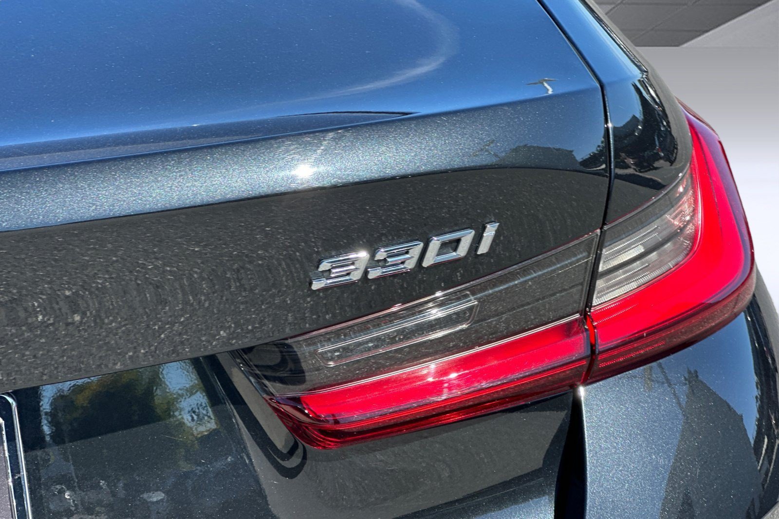 Certified 2023 BMW 330i Sedan w/ Premium Package RWD image 28