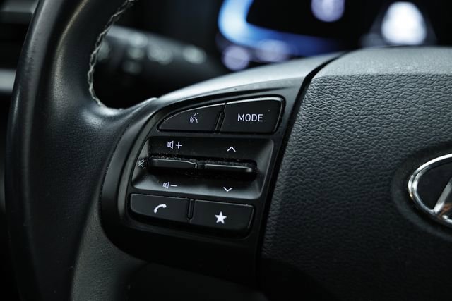 Used 2024 Hyundai Venue SEL image 35