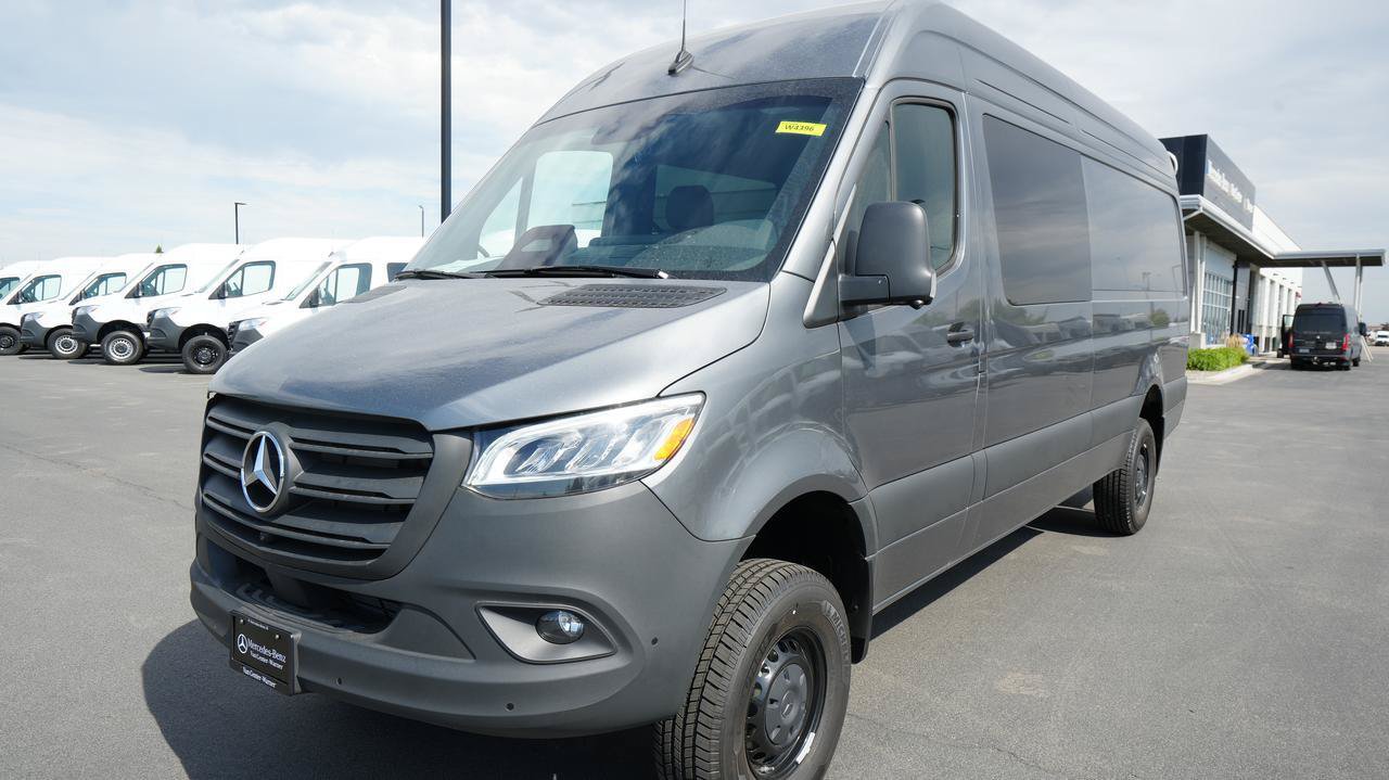 New 2026 Mercedes-Benz Sprinter 2500 image 1