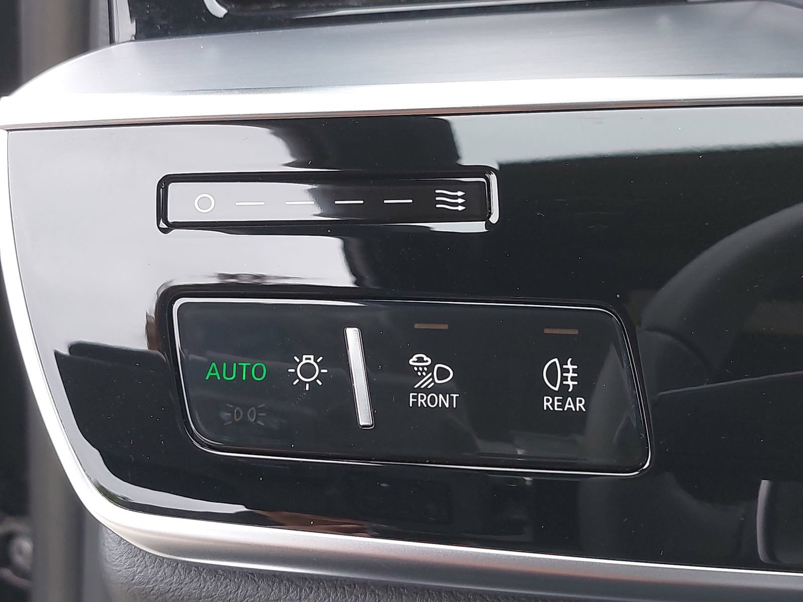 New 2026 Audi A8 L 3.0T AWD/4WD image 29