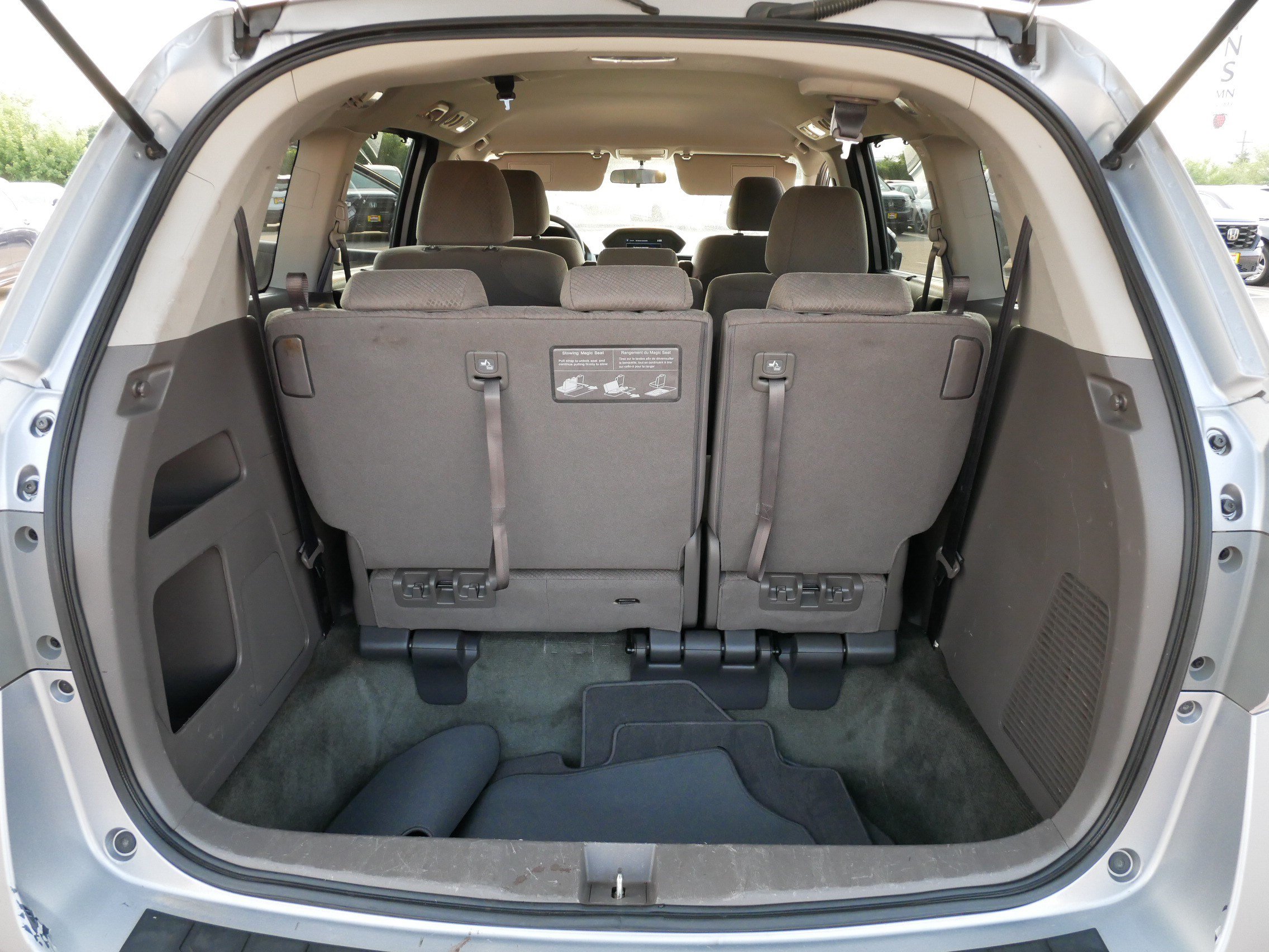 Used 2016 Honda Odyssey EX image 18