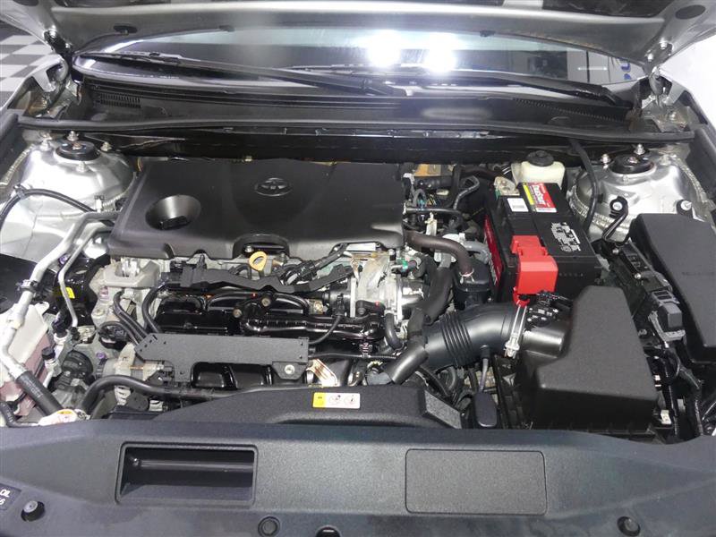 Used 2018 Toyota Camry XLE FWD image 14