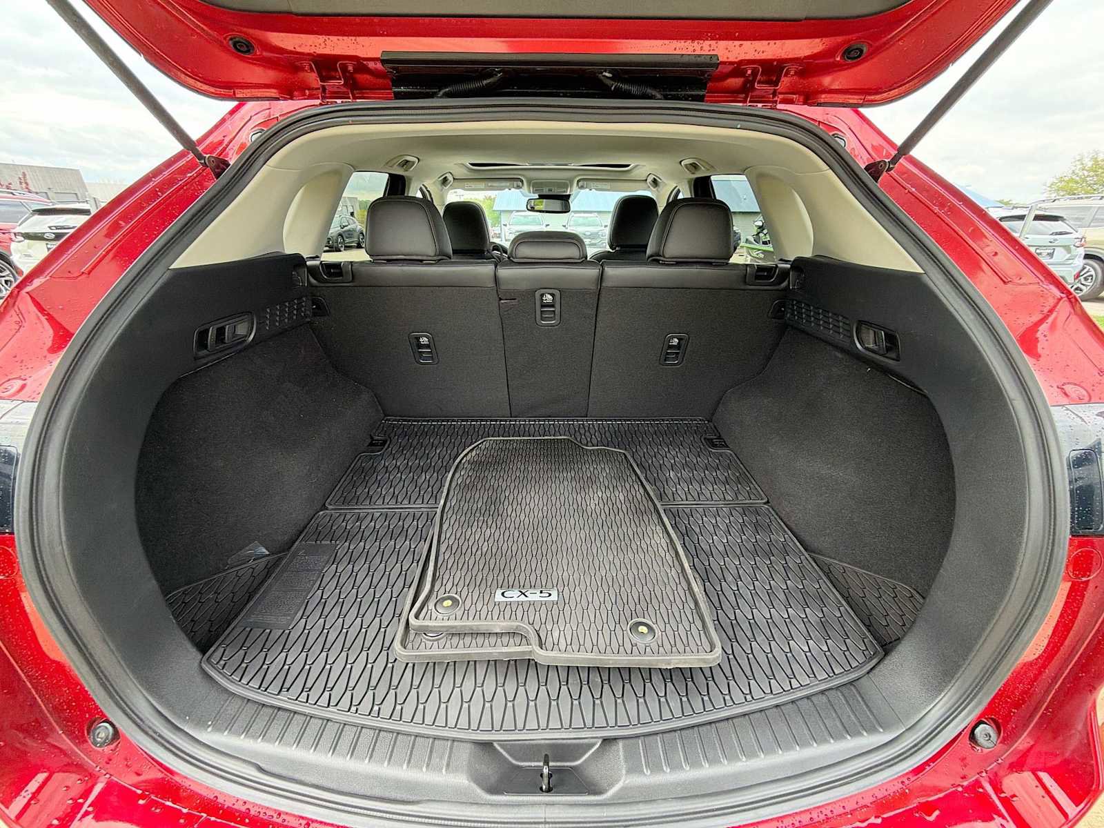 Used 2022 MAZDA CX-5 AWD 2.5 S w/ Premium Package image 27