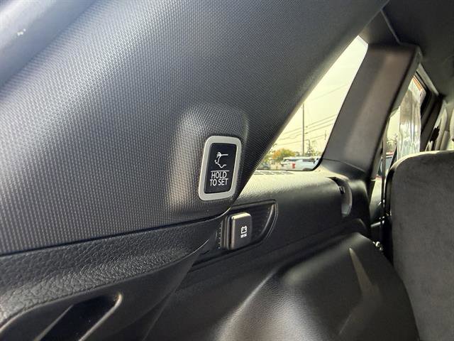 Used 2023 Jeep Grand Cherokee Altitude image 25