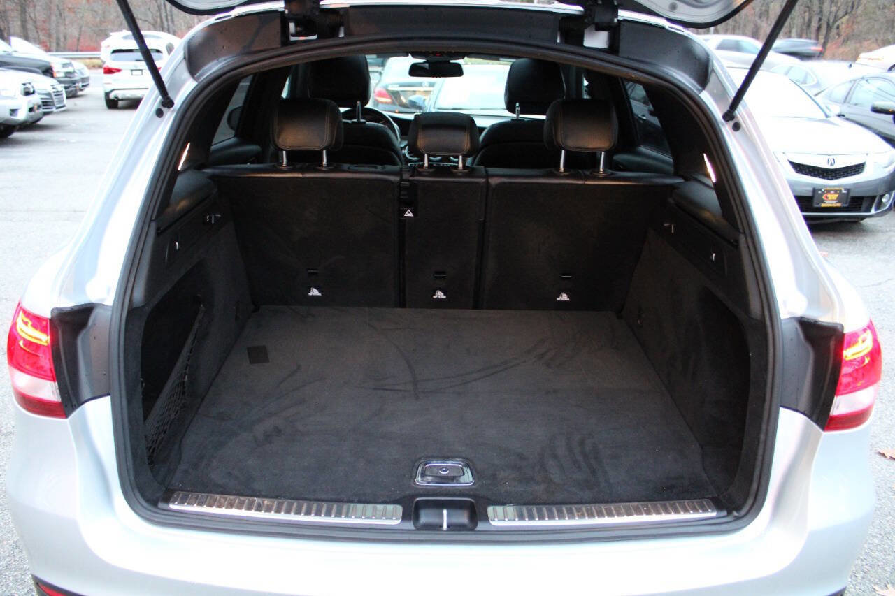 Used 2017 Mercedes-Benz GLC 300 4MATIC image 17